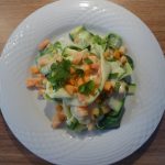 Zucchinibandnudeln mit Karotten- Zitronensoße