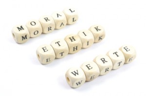 Moral Ethik Werte Würfel mit Buchstaben: Moral, Ethik, Werte